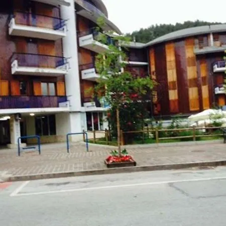Graziosa Casa Di Montagna Centralissima, * רוקרזו
