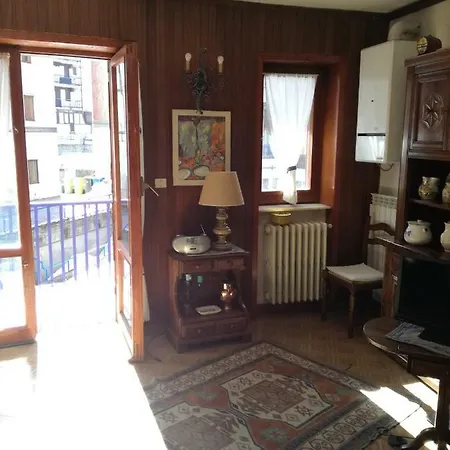 Graziosa Casa Di Montagna Centralissima, דירה רוקרזו